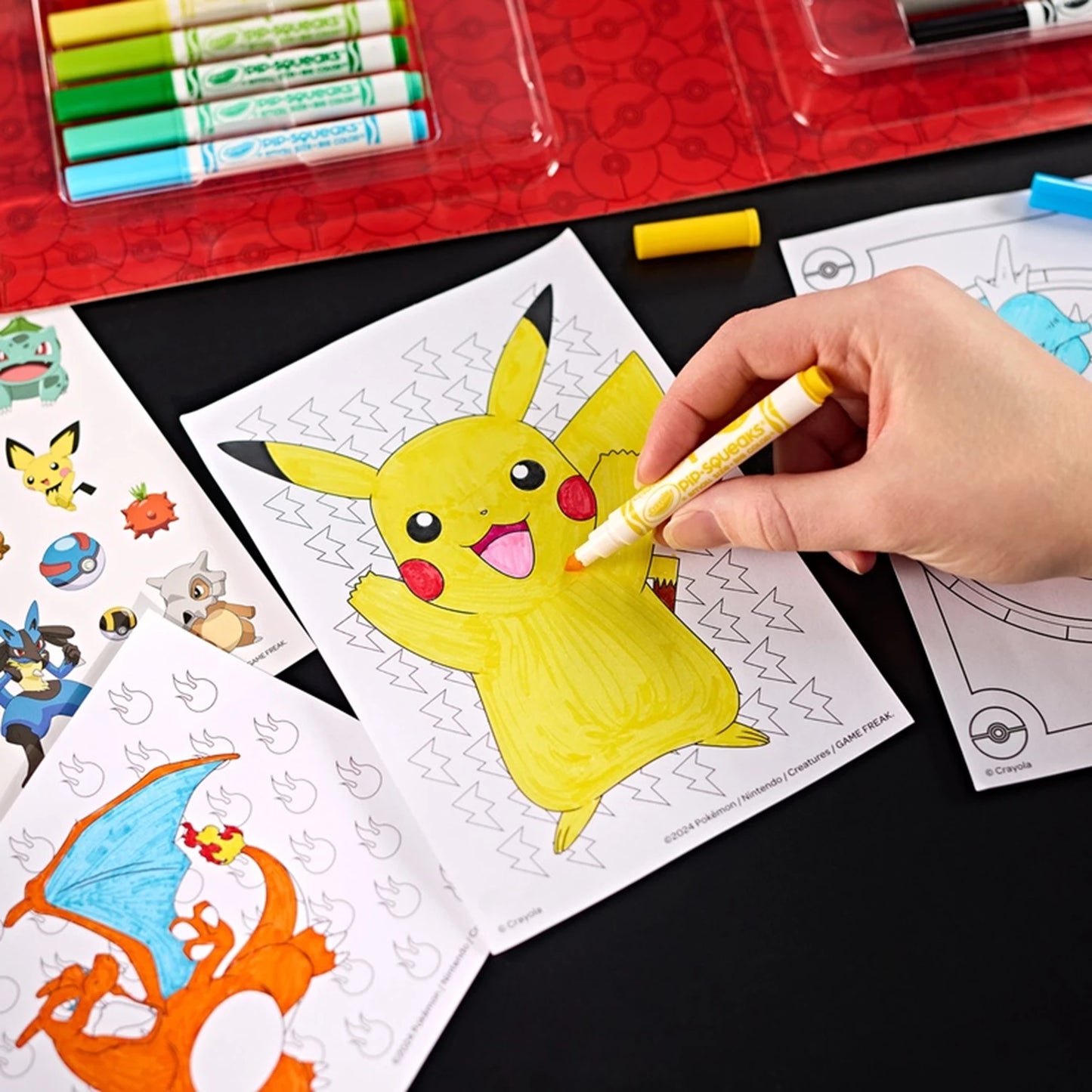 SET DI COLORI E ADESIVI POKÉMON