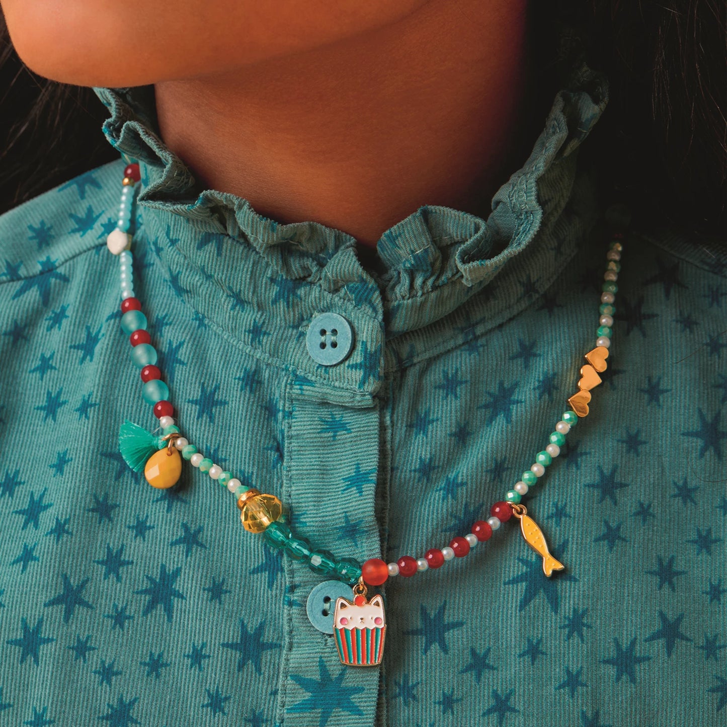 COLLIER MIA