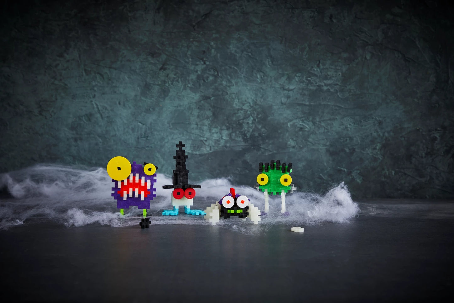 CRÉATURES INQUIÉTANTES