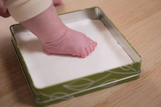 BABY BOX QUADRATISCH – OLIV