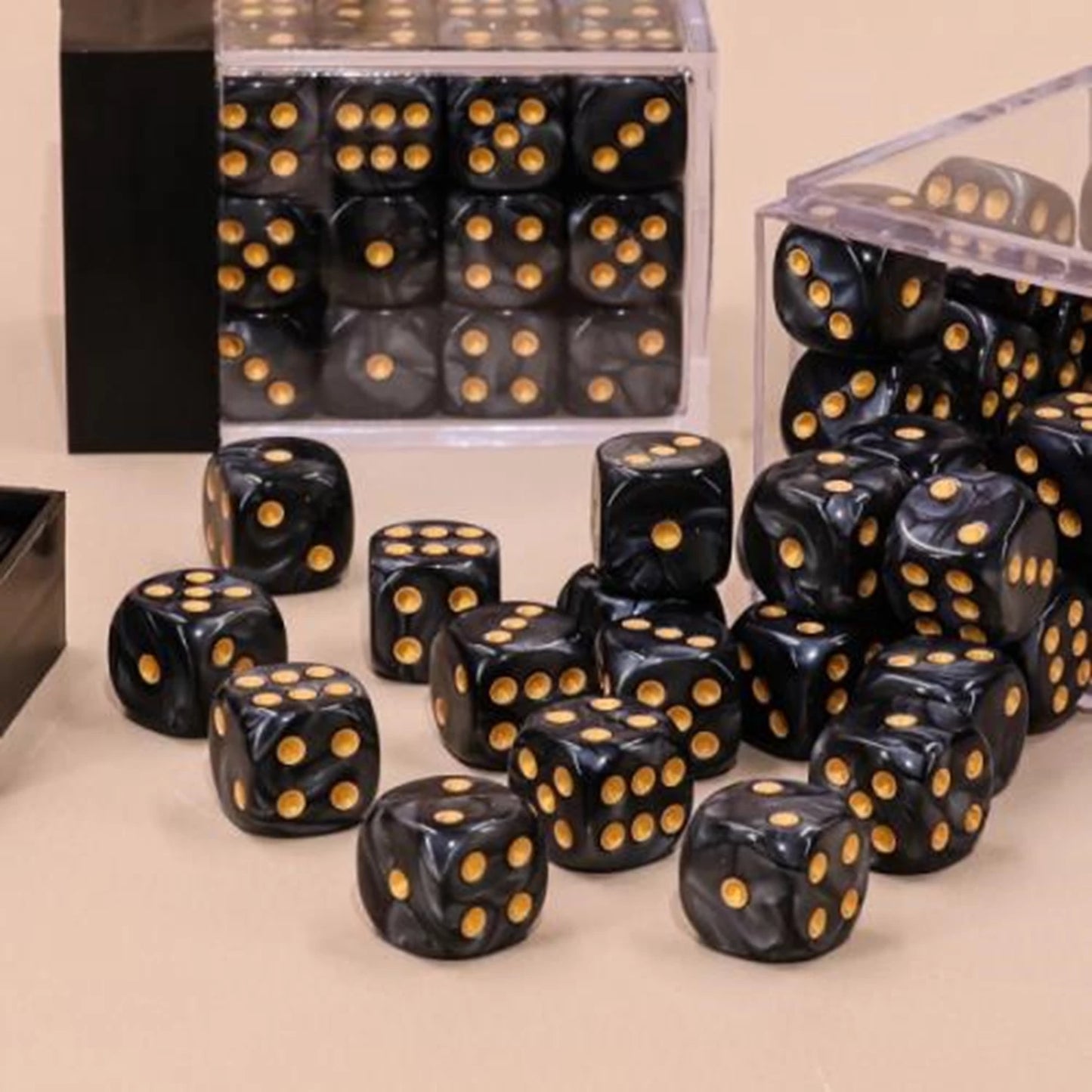 LOT DE 36 DÉS À 6 FACES 12 MM NOIR (ML)