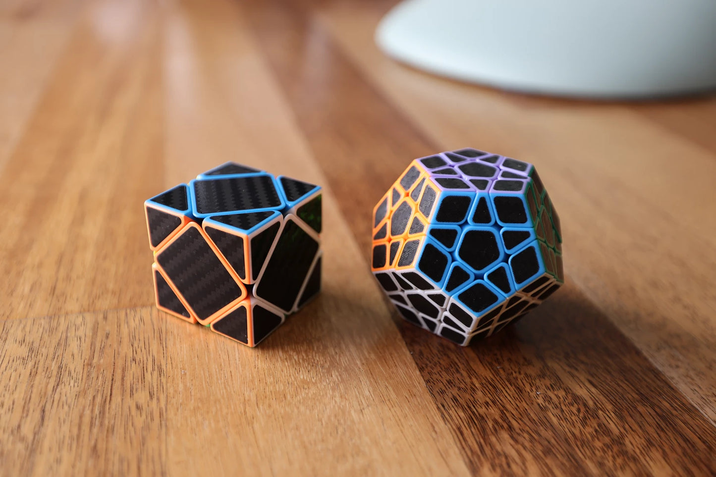 CARBON-X 2-TEILE-PUZZLE-SET PHOBOS+DEIMOS
