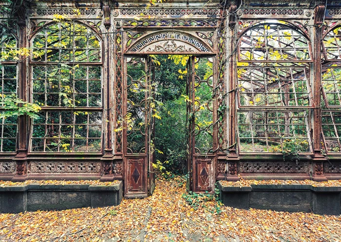 PUZZLE VERLASSENES GEWÄCHSHAUS 1000 TEILE - SCHMIDT