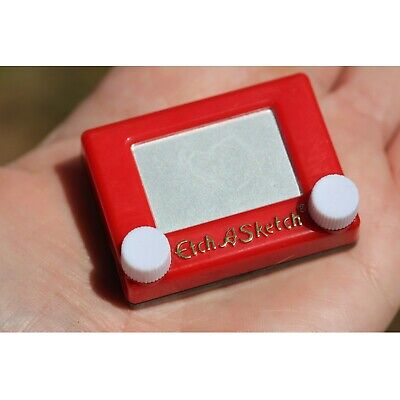 ETCH A SKETCH - WORLD'S SMALLEST