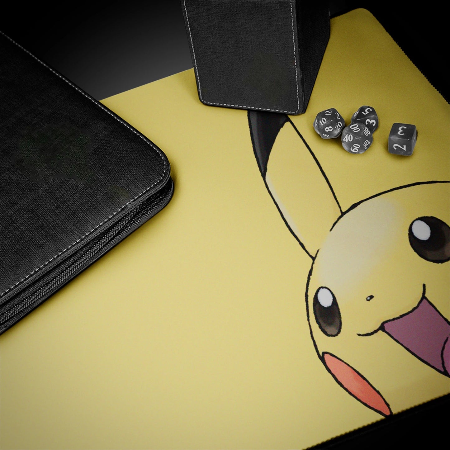 POKÉMON SPIELMATTE – PIKACHU