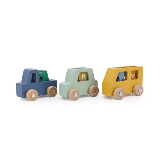HOLZAUTOS-SET MIT TIEREN