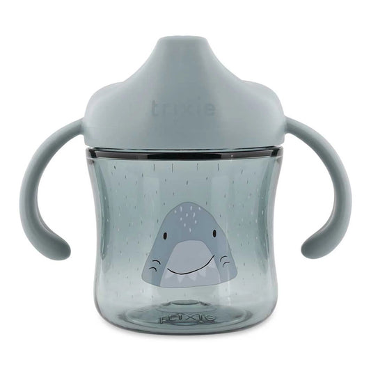Tasse mit Haifischschnauze