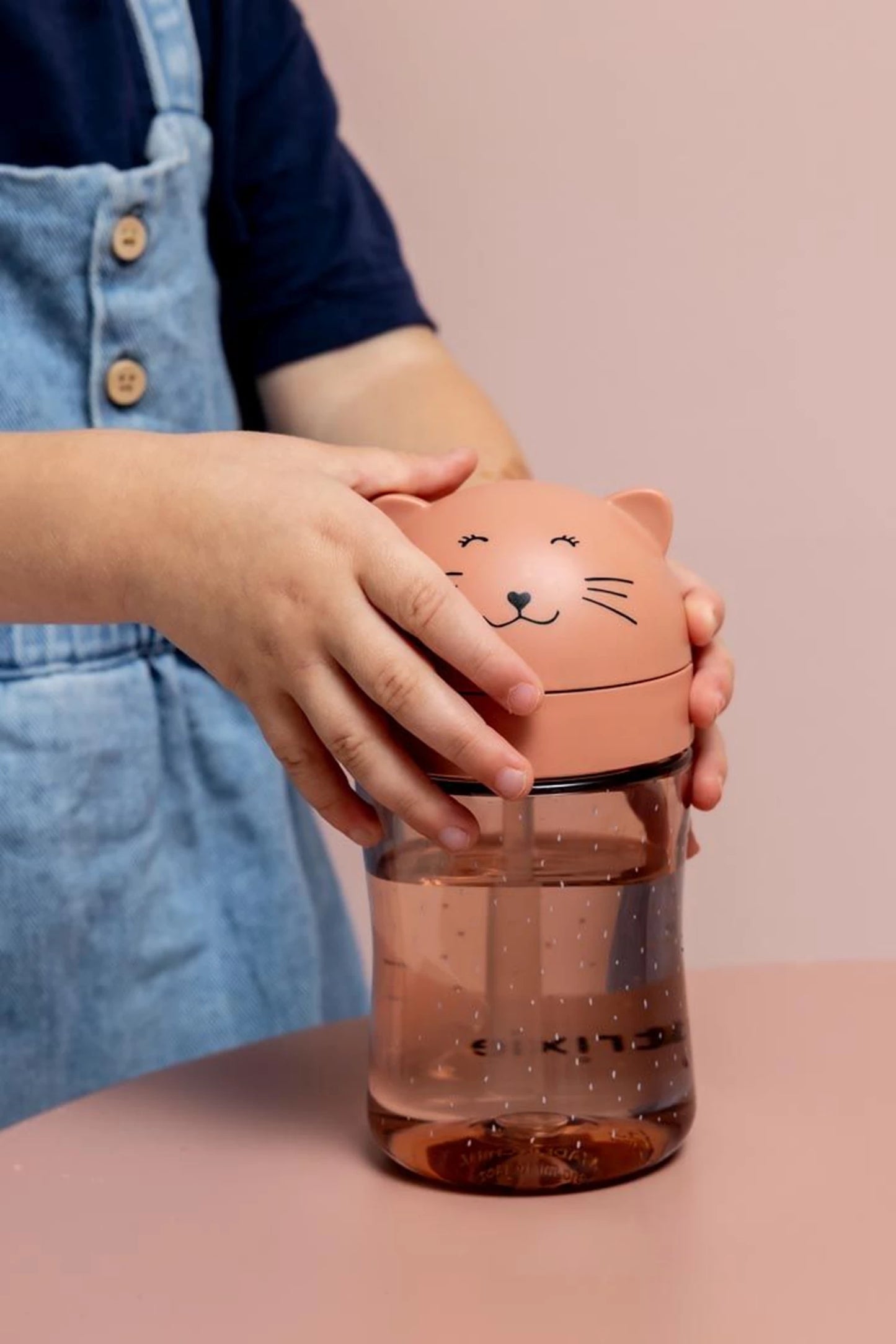 BECHER MIT STROHHALM, KATZE