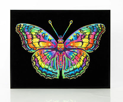 PAPILLON NÉON PEINT EN DIAMANT
