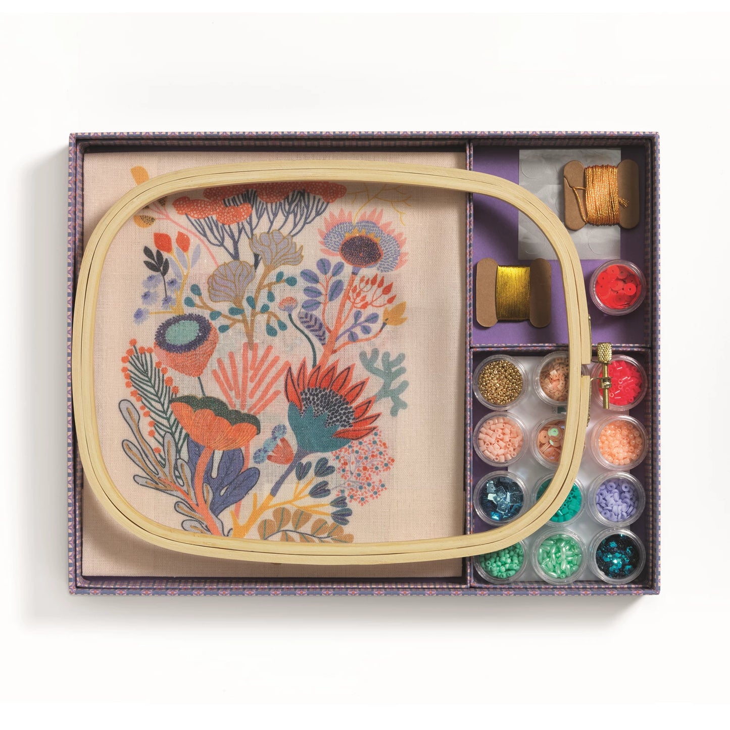 ATELIER 58, PERLENSTICKEREI