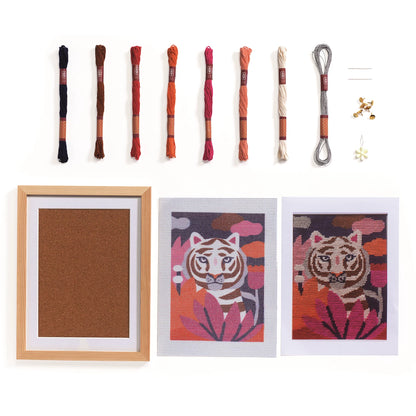 ATELIER 64, STICKEREI AUF LEINWAND