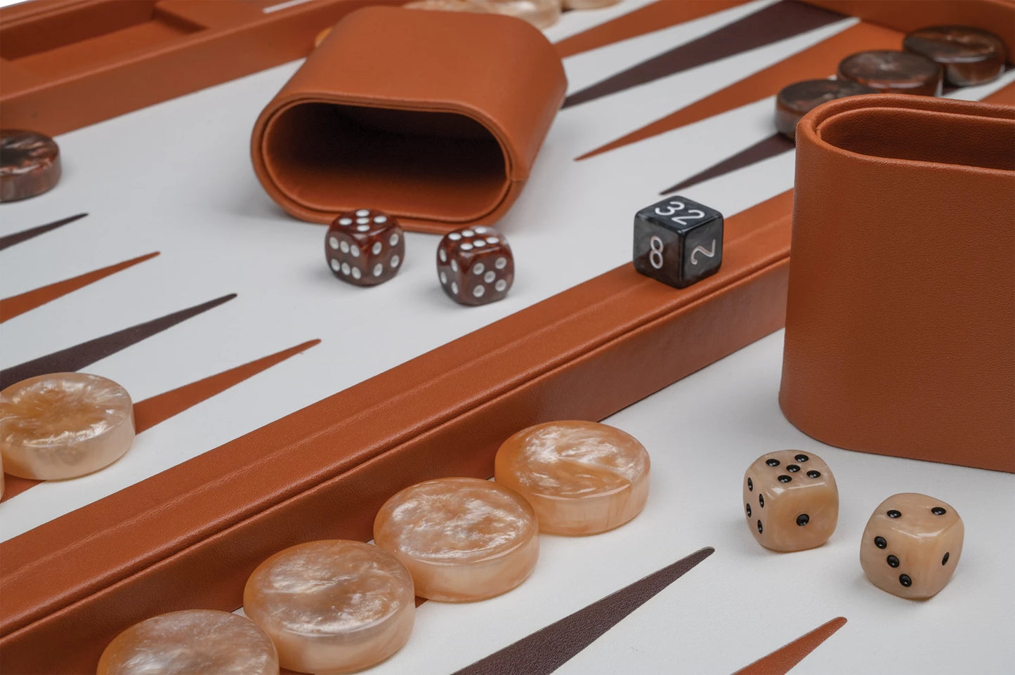 BACKGAMMON MARRONE, GRANDE, IN FINTA PELLE