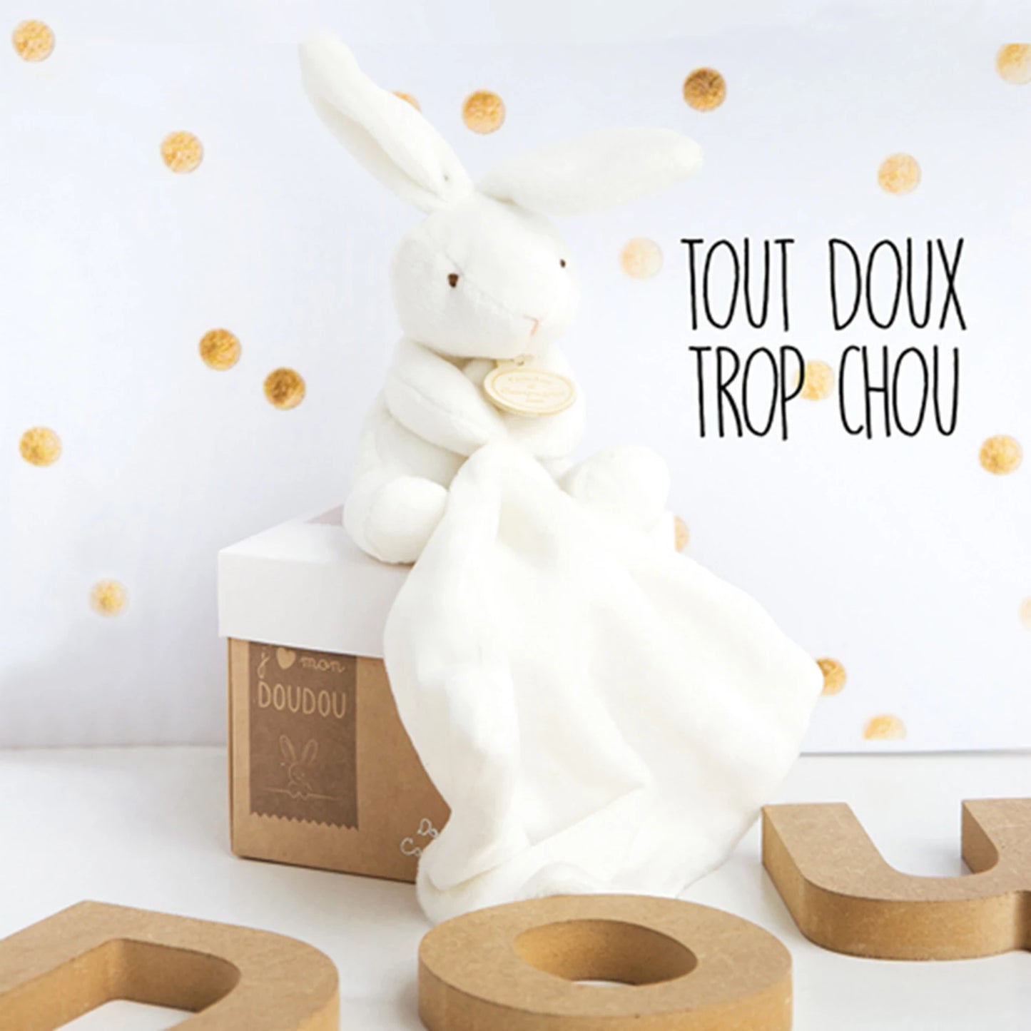 LAPIN AVEC PELUCHE, NATUREL, 10 CM