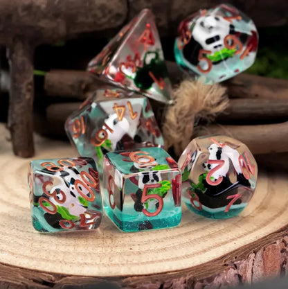LOS 7 DER HARZPALETTE INSERT BOX PANDA (ML)