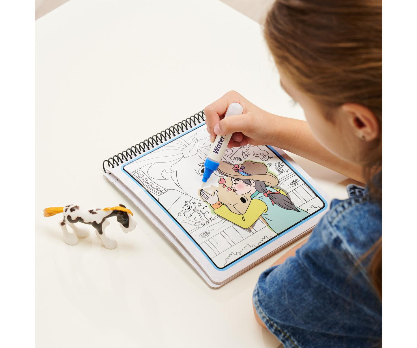LIBRO DA COLORARE CAVALLI CON PENNA AD ACQUA - ART & FUN