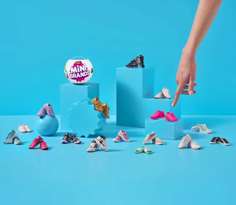MINIBRANDS SNEAKERS SORTIERT - ZURU