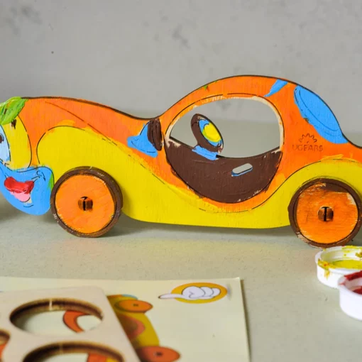 Alternative view of UGEARS - MODELLINO DA COLORARE AUTO 8 PZ (FR-DE-EN-POL-ES-UKR) - F/D/ML